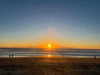 遊んで泊まる小学校☀️

明けまして
おめでとうございます！

今年もたくさんのお客様に
楽しんでいただけるよう営業に
努めてまいります💪✨

今年も沢山の出会いがありますように！
皆さんのお越しをお待ちしております🙇‍♂️

#カタショー #遊んで泊まれる小学校 #貸切 #合宿 #黒板アート #インスタ映えスポット #インスタ映え #コスプレ #コスプレ撮影 #静岡旅行 #ワーケーション #牧之原 #観光スポット #観光 #宿泊 #泊まれる学校 #静岡#合宿 #大学生 #大学生旅行 #学生旅行 #国内旅行 #合宿 #静岡 #静岡観光 #撮影依頼 #ゼミ合宿 #給食#体育#自然#エモい